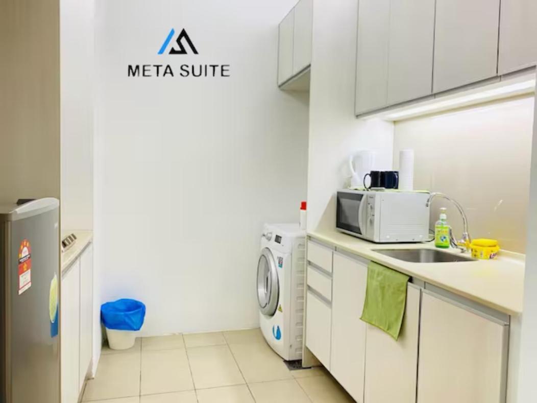 Meta @ Swiss Garden Kl Bukit Bintang Apartment *